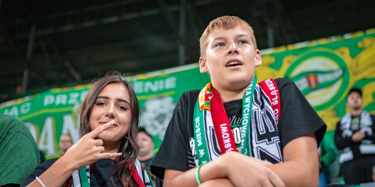 Trybuny na meczu Śląska Wrocław z Puszczą Niepołomice 