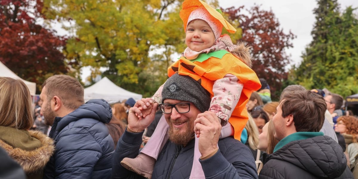 Uczestnicy Festiwalu Dyni 