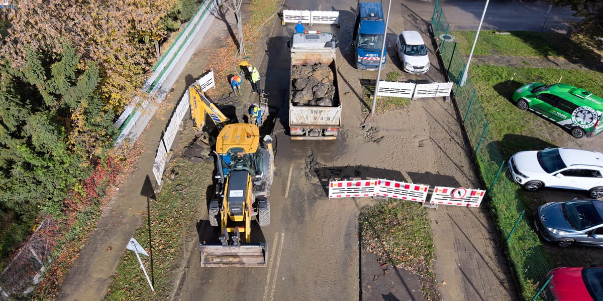 Awaria sieci wodociągowej przy ul. Metalowców we Wrocławiu, 26.10.2025