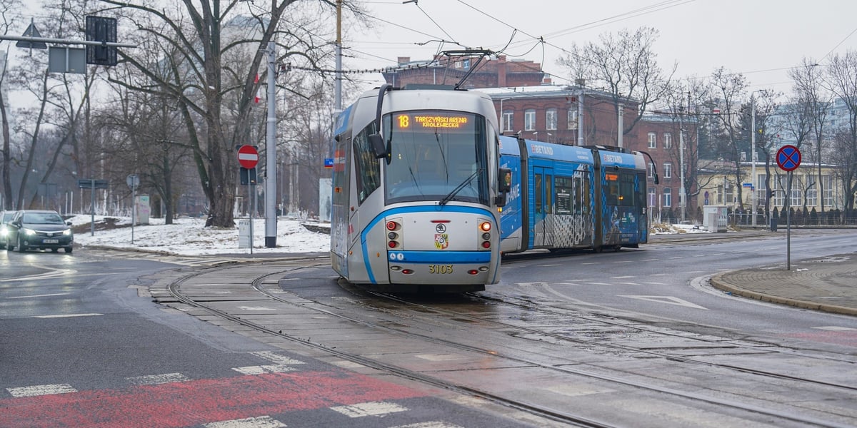 MPK wyremontuje torowisko na ulicy Glinianej na skrzyżowaniu z Borowską oraz w rejonie skrzyżowania z Łódzką. Na zdjęciu skrzyżowanie Glinianej z Borowską