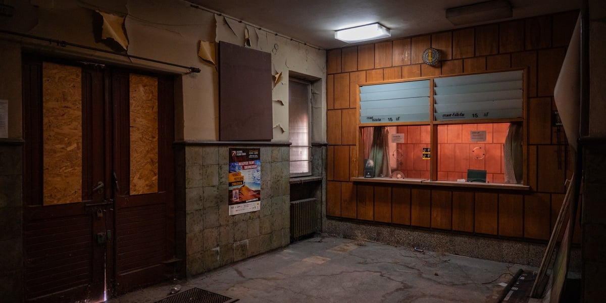Tak wygląda dziś w środku kino Lwów we Wrocławiu. Kto pamięta te seanse? | ZDJĘCIA