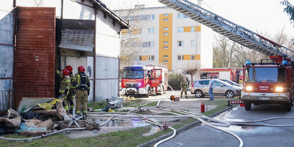 Akcja straży pożarnej na terenie szpitala przy ulicy Kamieńskiego  