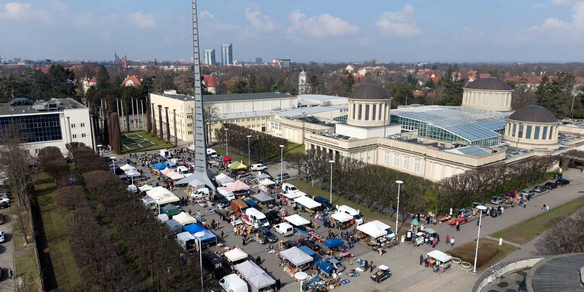 Targ Staroci z lotu ptaka, od strony Hali Stulecia