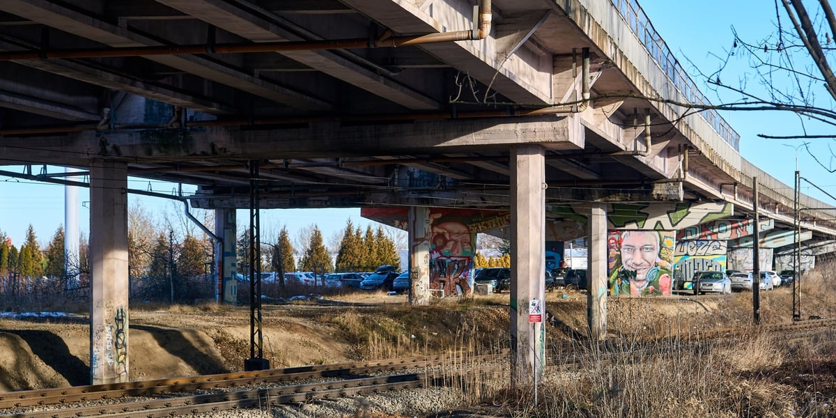 Estakada na Al. Sobieskiego 