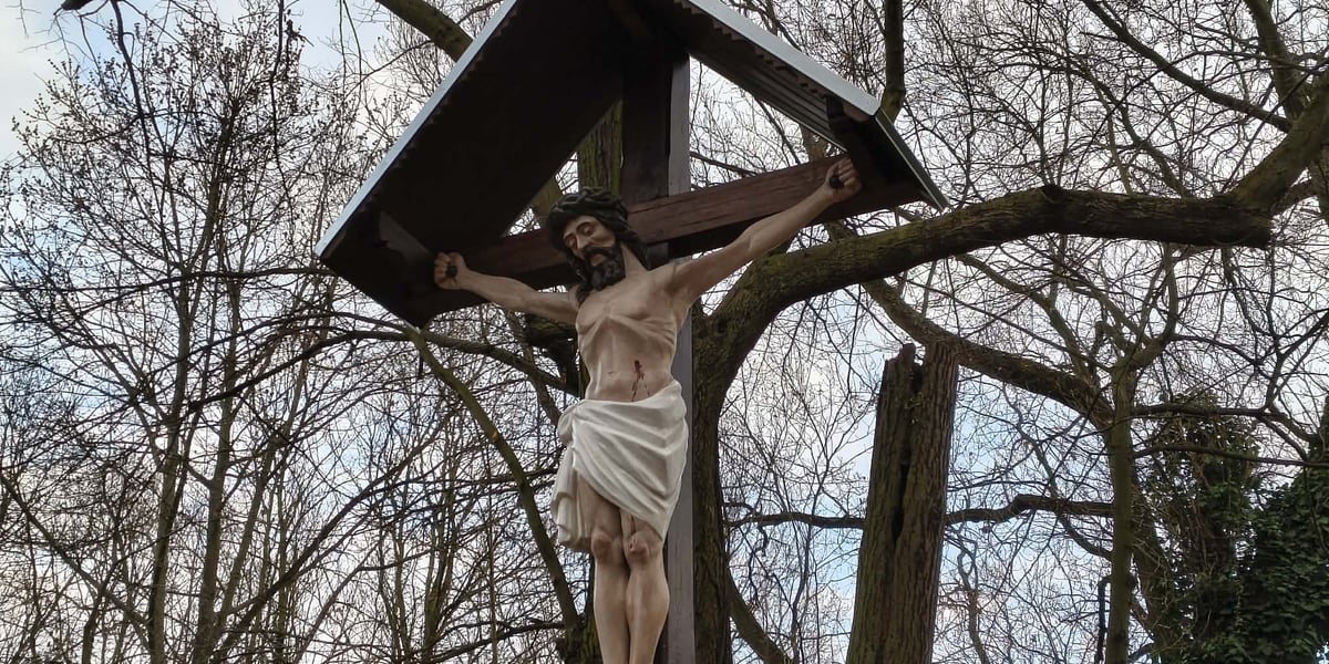 Stuletni krzyż nad Odrą. Marzec 2026.