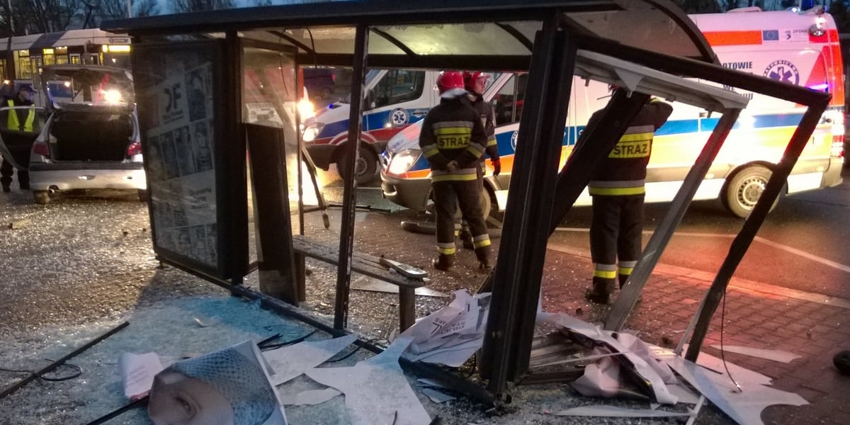Wypadek na Grabiszyńskiej [ZDJĘCIA]