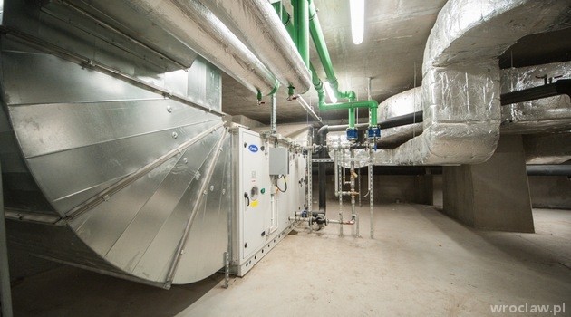 Oceanarium-Africarium: the underground factory