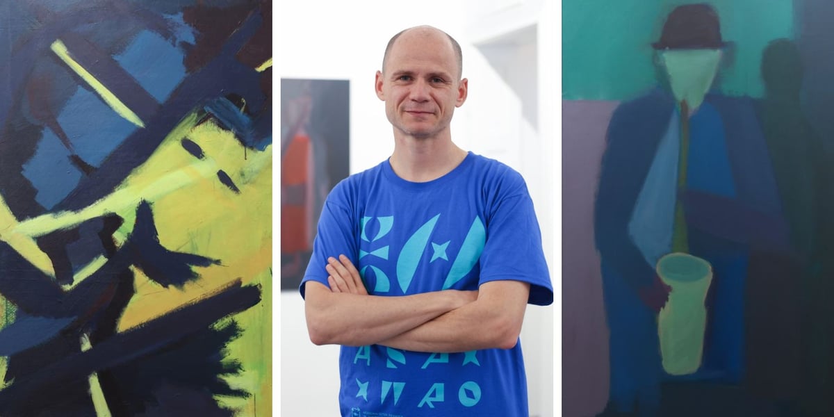 Na zdjęciach z prawej i z lewej obrazy Błażeja Organistego, w środku autor w Koło Studio Sztuki
