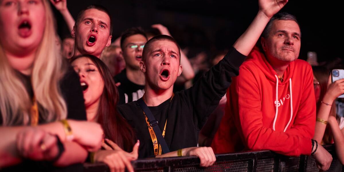 Na zdjęciu publiczność festiwalu Wrocław Hip Hop Festival 2022