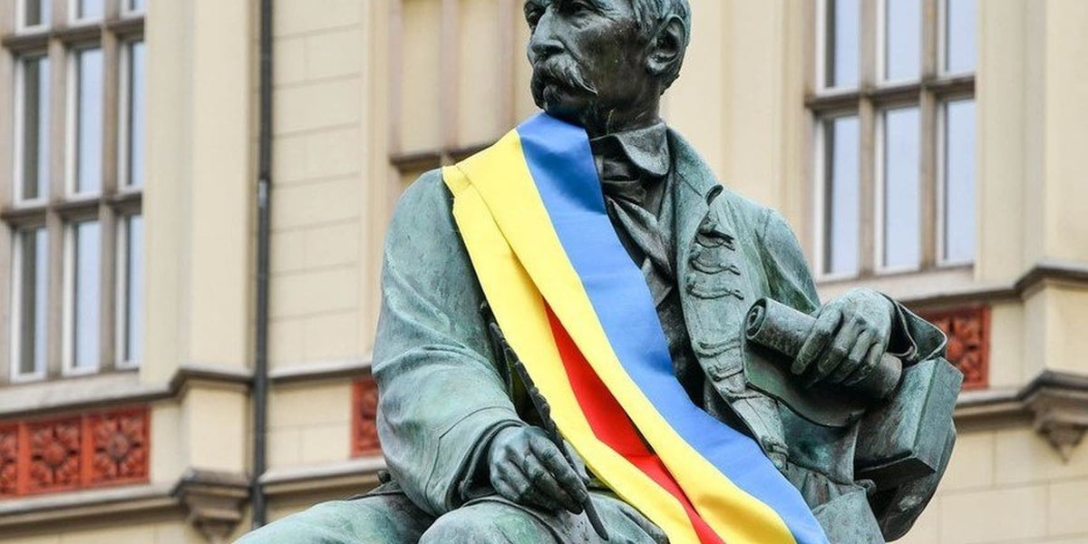 Pomnik Aleksandra Fredry na wrocławskim Rynku
