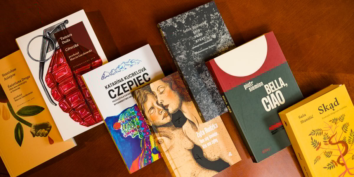 Ułożonych obok siebie siedem książek, które znalazły się w finale Literackiej Nagrody Europy Środkowej Angelus
