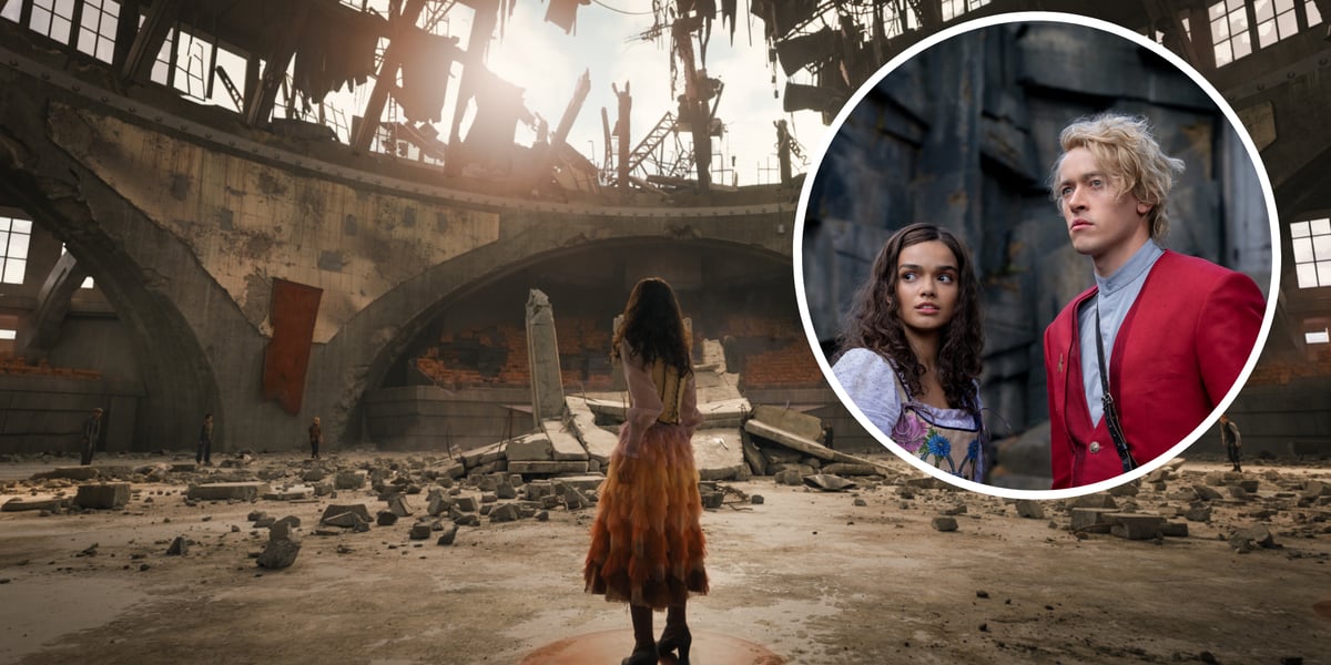 Kadr z filmu "Igrzyska Śmierci: Ballada ptaków i węży", na którym widać zmienioną komputerowo Halę Stulecia we Wrocławiu. Na zdjęciu w kółeczku - para głównych bohaterów filmu, granych przez Rachel Zegler i Toma Blytha