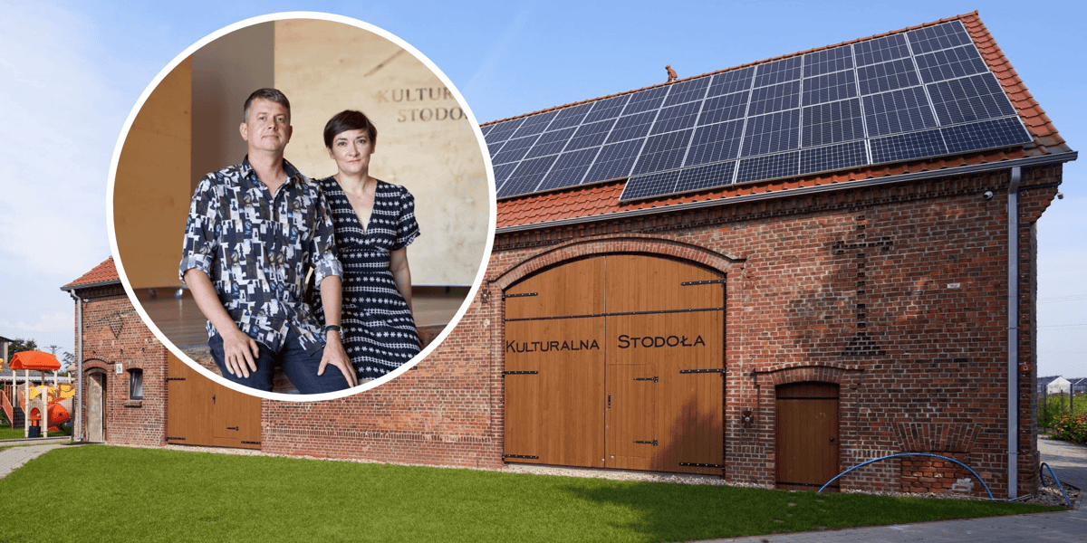 Budynek Kulturalnej Stodoły w Lutyni, w kółku z lewej - Michał i Agnieszka Gawlińscy