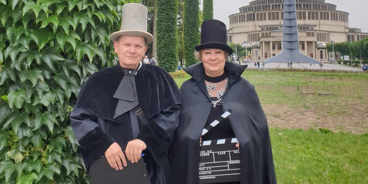 Małgorzata Urlich-Kornacka i Bogdan Bernacki, autorzy książki „Filmowy Wrocław. Rynek i jego okolice”