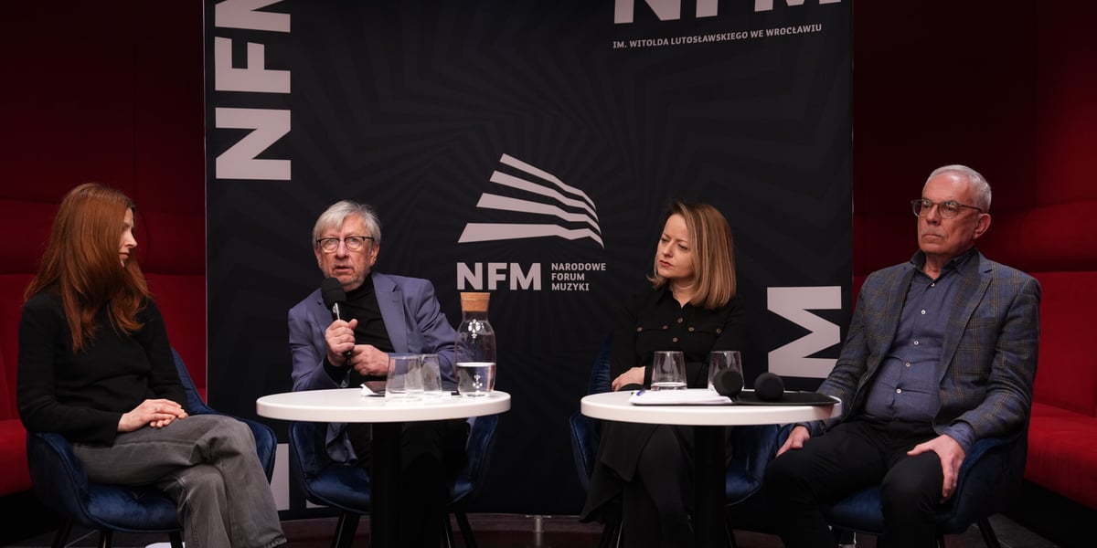 Od lewej: Jolanta Galary - koordynatorka festiwalu Wratislavia Cantans, Andrzej Kosendiak - dyrektor artystyczny festiwalu, Olga Humeńczuk - dyrektorka Narodowego Forum Muzyki, Jerzy Pietraszek - dyrektor Wydziału Kultury Urzędu Miejskiego Wrocławia