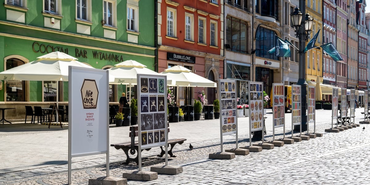 Wystawa plenerowa mniej znanych prac Eugeniusza Geta Stankiewicza