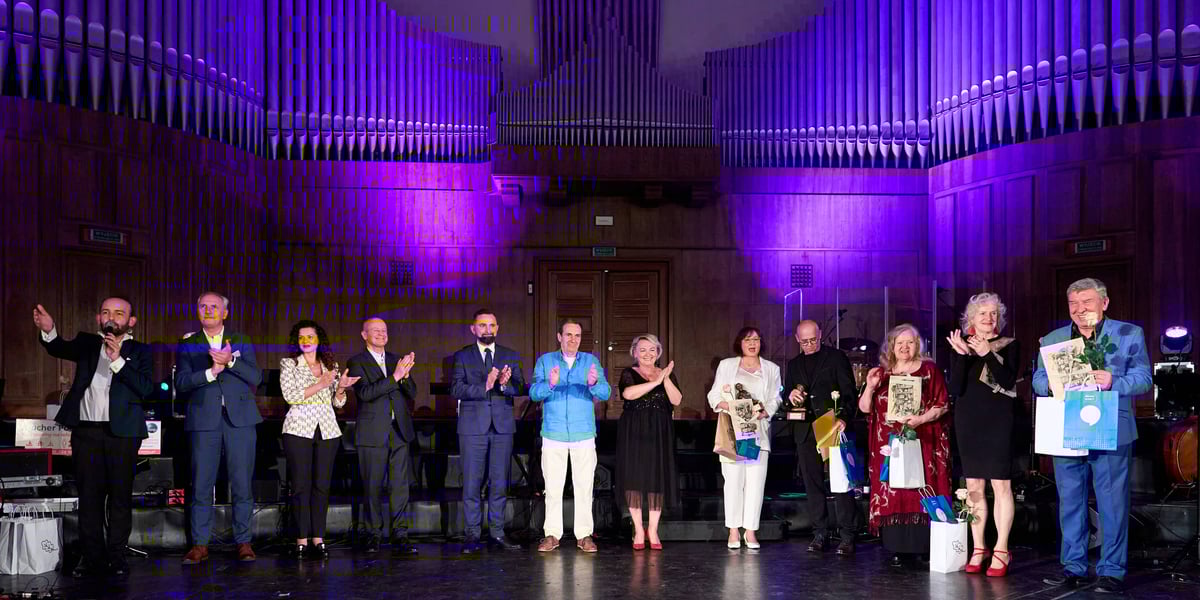 Koncert laureatów Ogólnopolskiego Senioralnego Festiwalu Piosenki Artystycznej