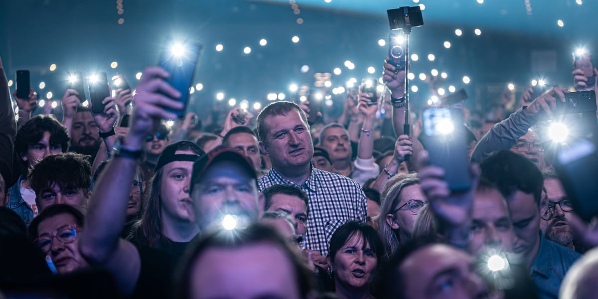 Publiczność podczas koncertu Wrock for Freedom w Hali Stulecia
