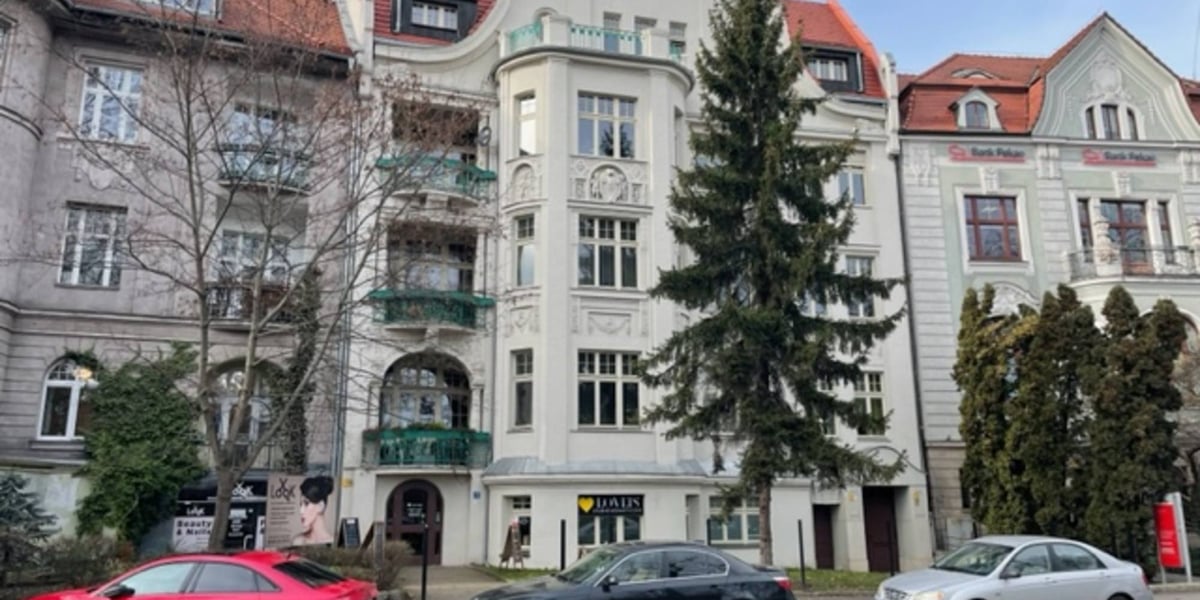 Budynki z lokalami na sprzedaż  we Wrocławiu