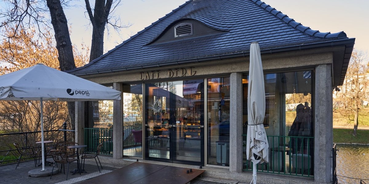 Cafe Berg, Domek nad fosą Maxa Berga we Wrocławiu
