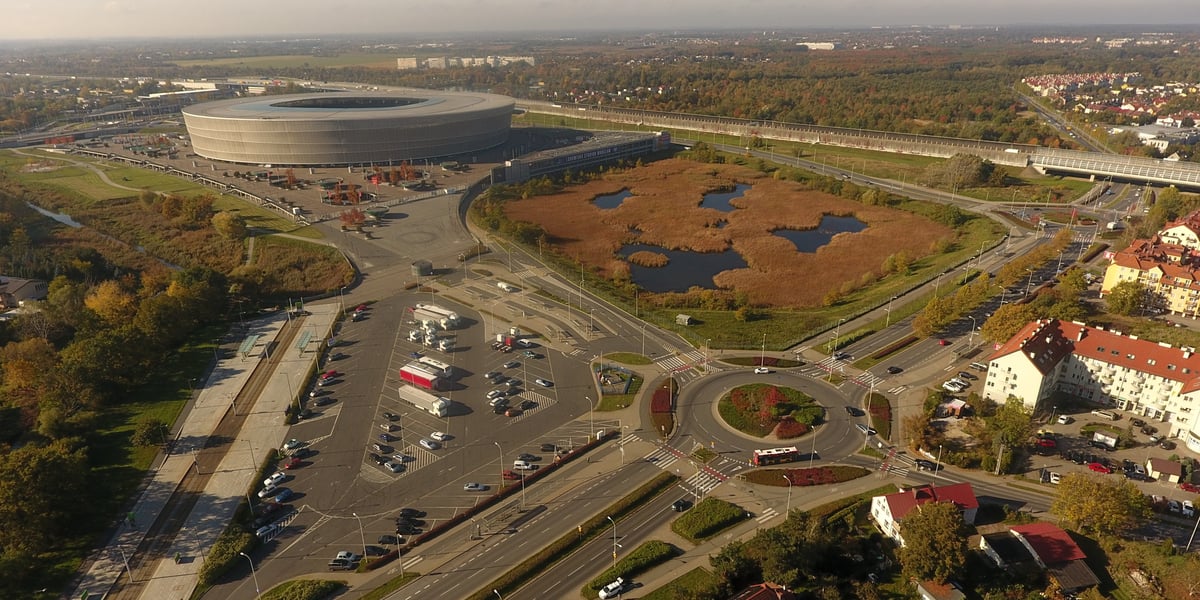 Działka przy stadionie Tarczyński arena na sprzedaż za blisko 84 mln. zł. Powstać tam może obiekt sportowy, hotele, biura, handel i usługi. Teren znajduje się pod adresem aleja Śląska 3.