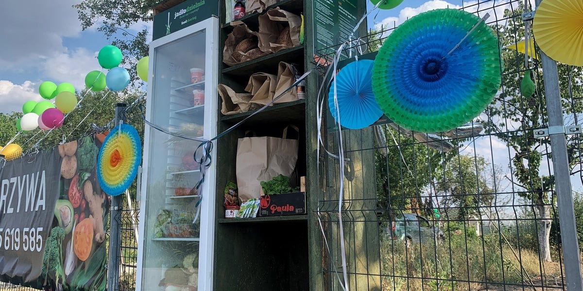 Na Iwinach pod koniec lipca 2022 r. stanęła kolejna jadłodzielnia Foodsharing Wrocław