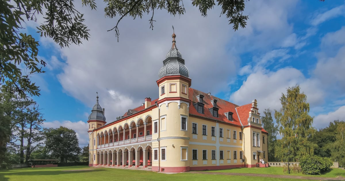 Odkryj perły Aglomeracji Wrocławskiej. Spacery z przewodnikiem po okolicach Wrocławia