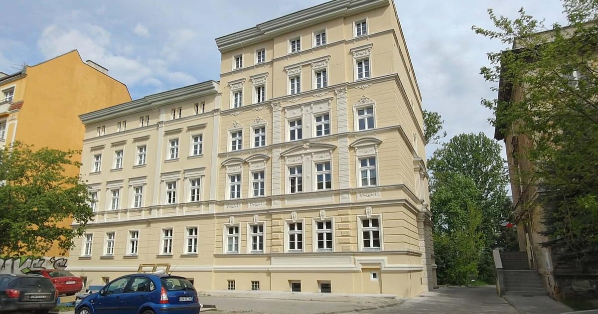 Św. Jerzy jak spod igły. Kamienica na Hubach przeszła remont