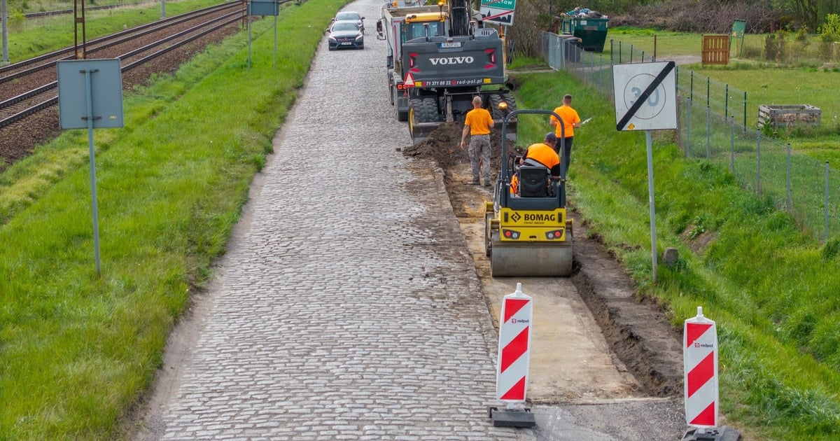 Poszerzają Mościckiego. Ma to związek z zamknięciem Gazowej