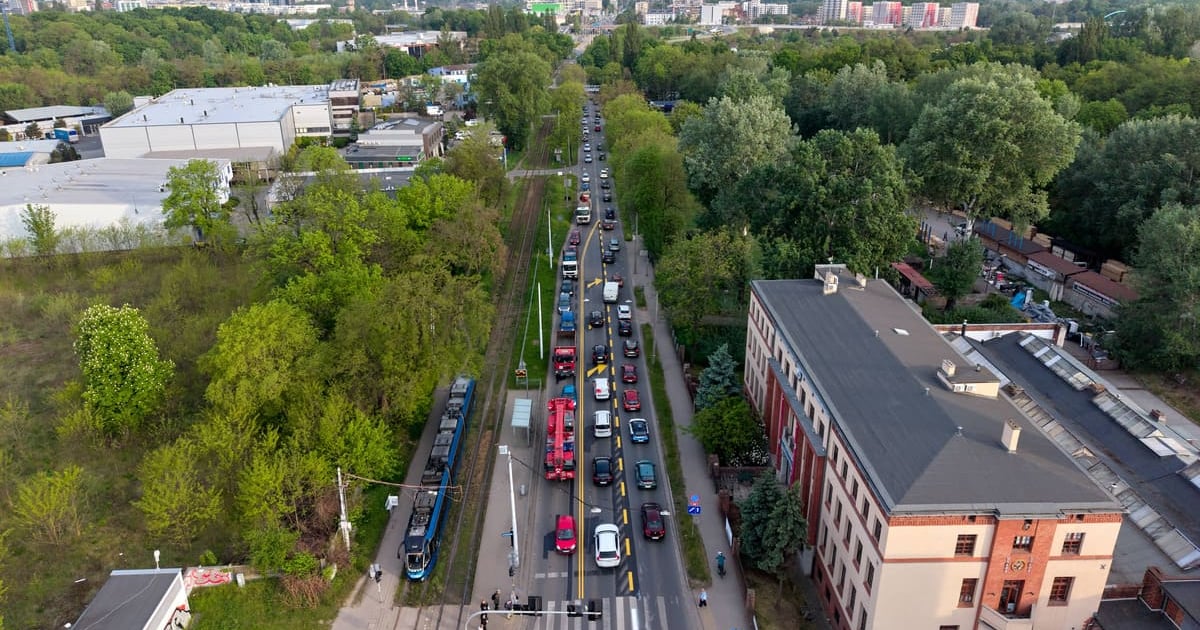 Pierwszy poniedziałkowy poranek po zamknięciu Gazowej