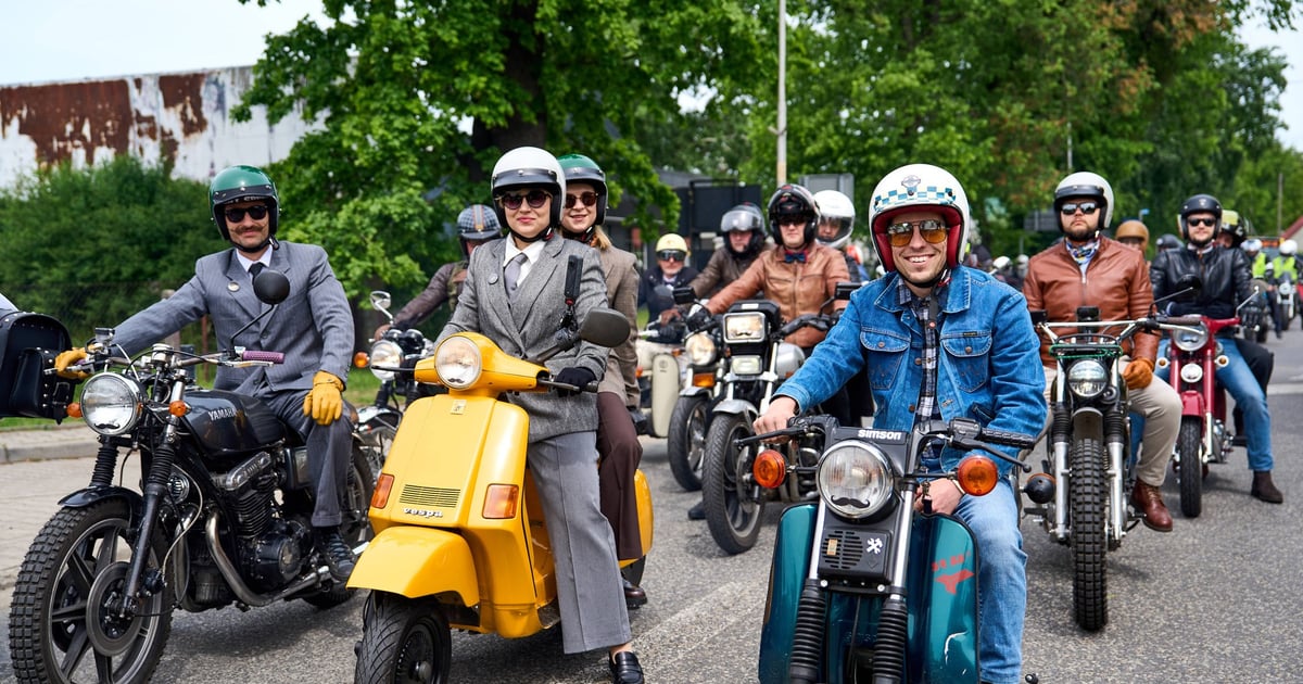 Dolnośląski Rajd z Klasą na ulicach Wrocławia. Motocyklowa parada [DUŻO ZDJĘĆ]