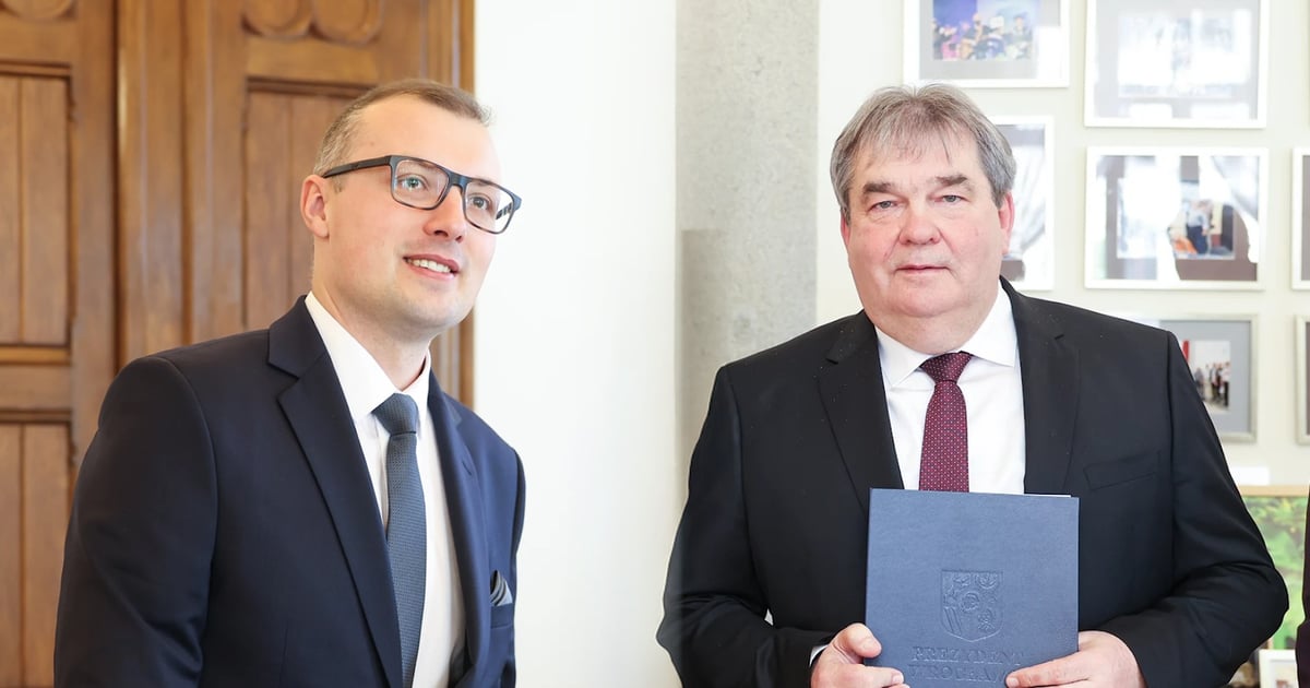 Nowi wiceprezydenci Wrocławia - Grzegorz Roman i Mateusz Żak rozpoczęli pracę