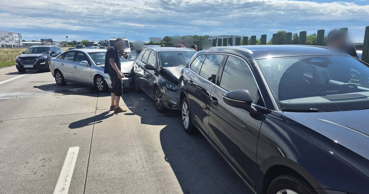 Duża kolizja na A4 pod Wrocławiem. Zablokowany pas w kierunku Legnicy