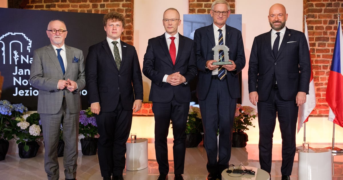 Carl Bildt odebrał Nagrodę Jana Nowaka-Jeziorańskiego