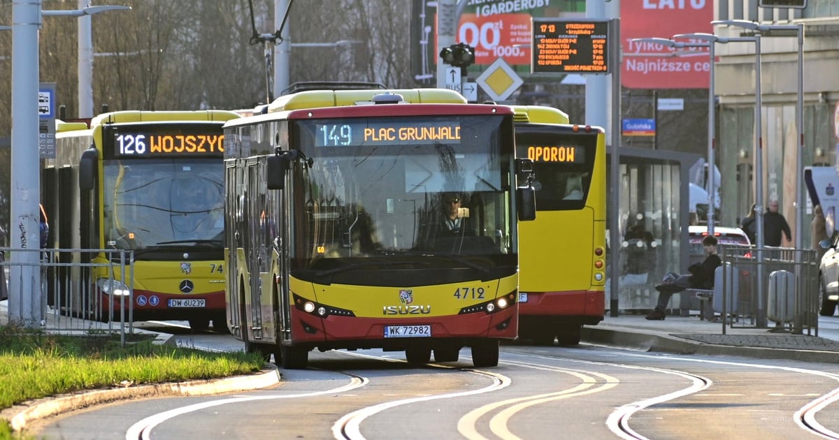 W wakacje komunikacja zbiorowa działa inaczej. Sprawdź zmiany