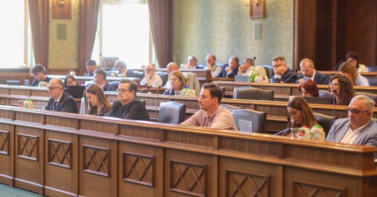 XXXIII Sesja Rady Miejskiej Wrocławia [KOMUNIKAT PO SESJI]
