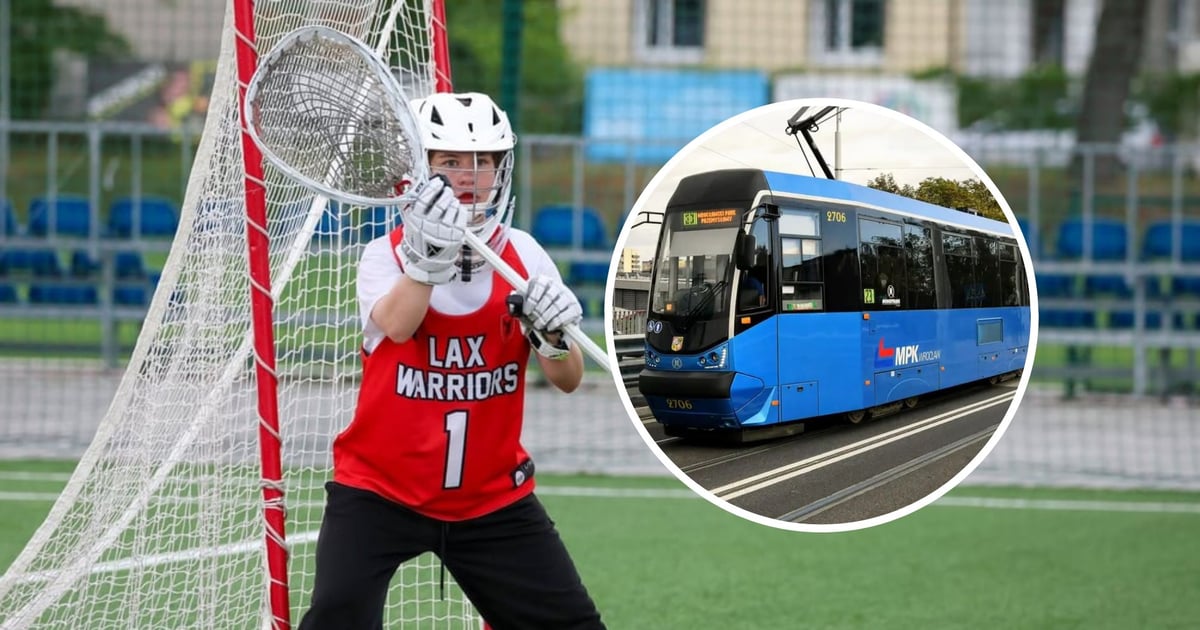 Specjalnym tramwajem T4 na lacrosse pod Halę Stulecia
