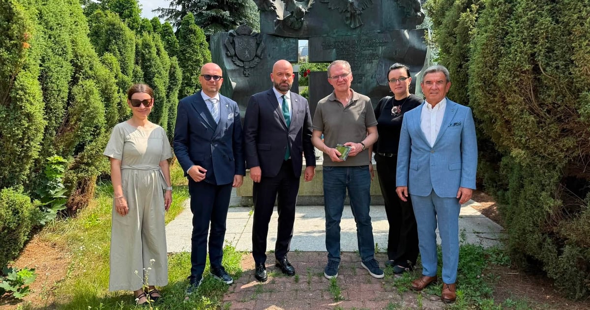 Andrzej Poczobut, działacz polskiej mniejszości i więzień białoruskiego reżimu, odwiedził Wrocław