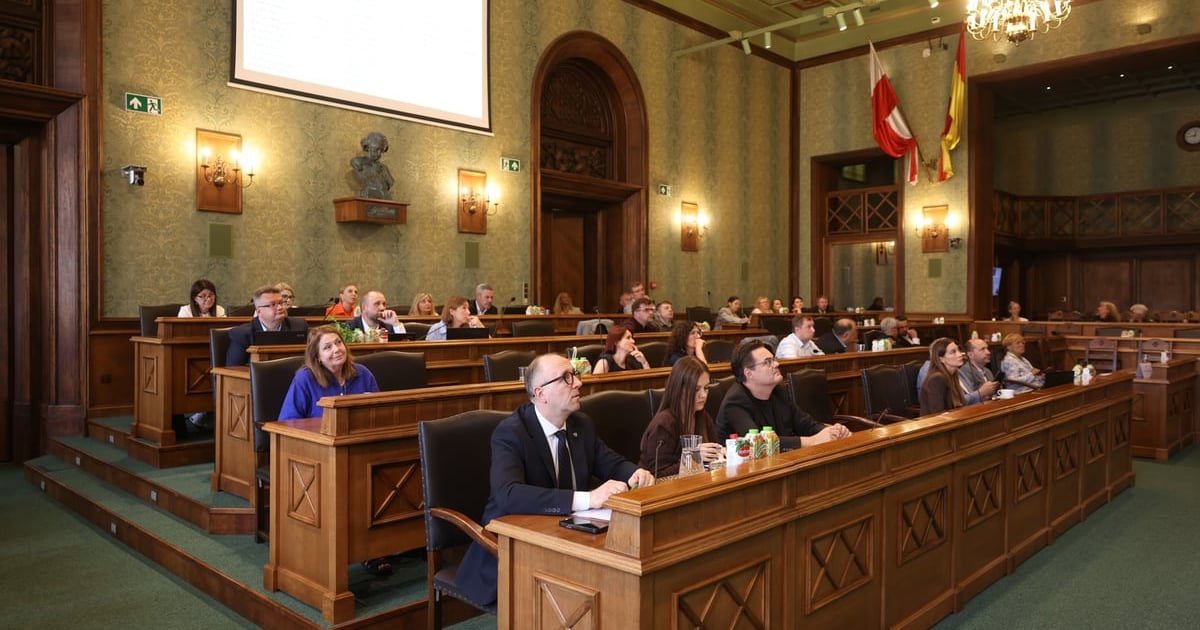 Dziś, 24 sierpnia sesja Rady Miejskiej Wrocławia | TRANSMISJA