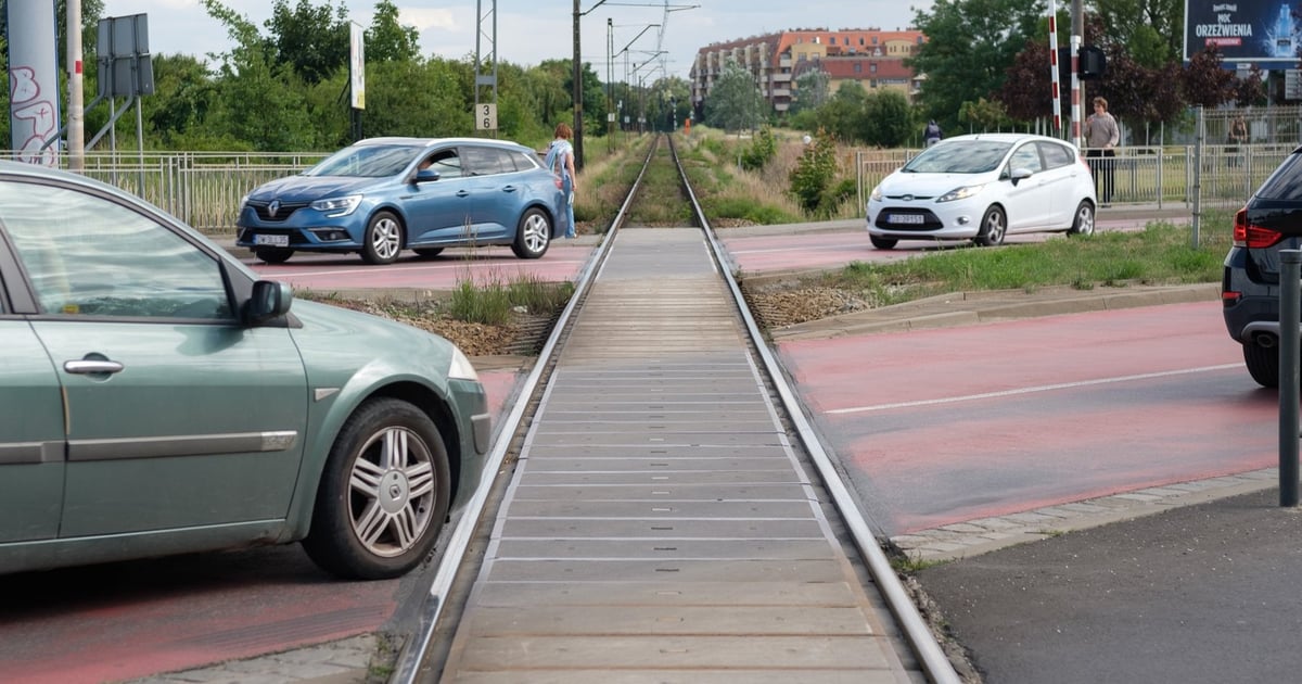 Budowa wiaduktu nad Strzegomską – radni zagłosowali „za”