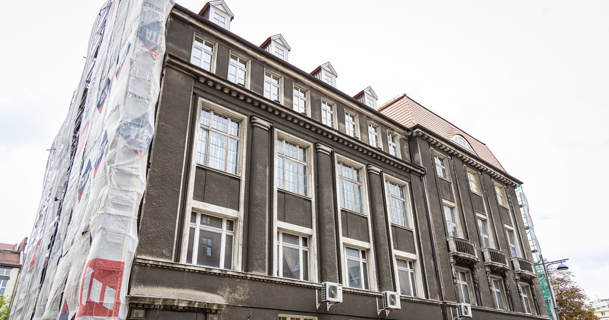 Budynek policyjny w centrum do modernizacji – zdjęcia