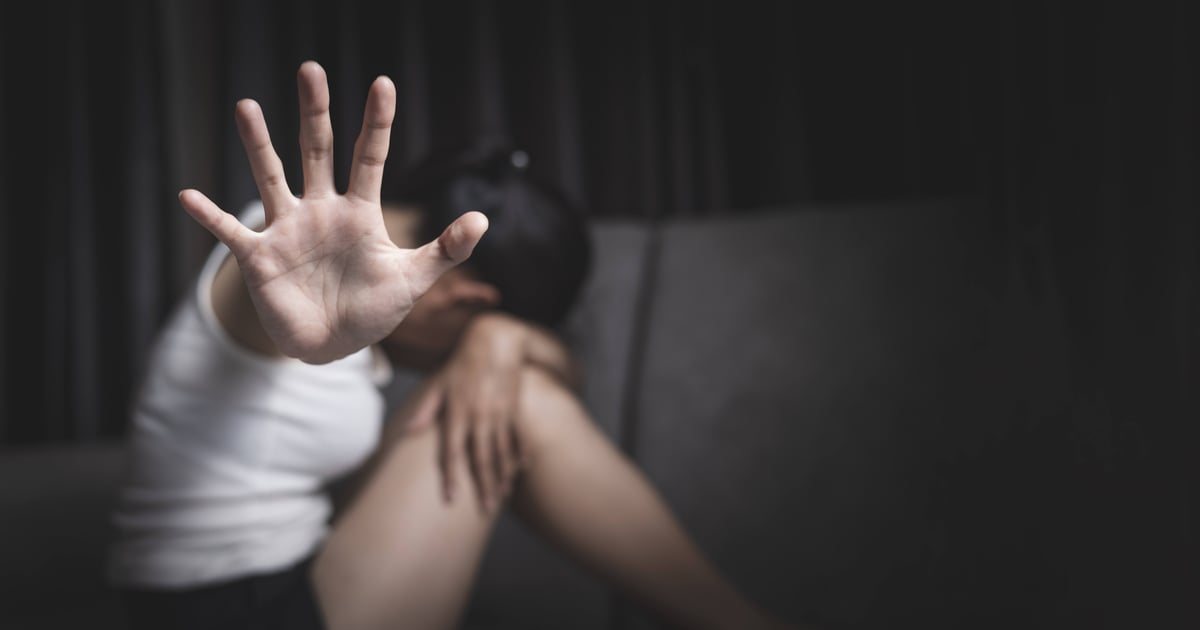 Doświadczasz przemocy? Sprawdź, gdzie możesz uzyskać wsparcie | LISTA KONTAKTÓW