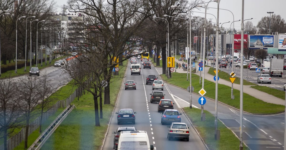 Nocny remont ul. Krzywoustego. Rusza wymiana nawierzchni