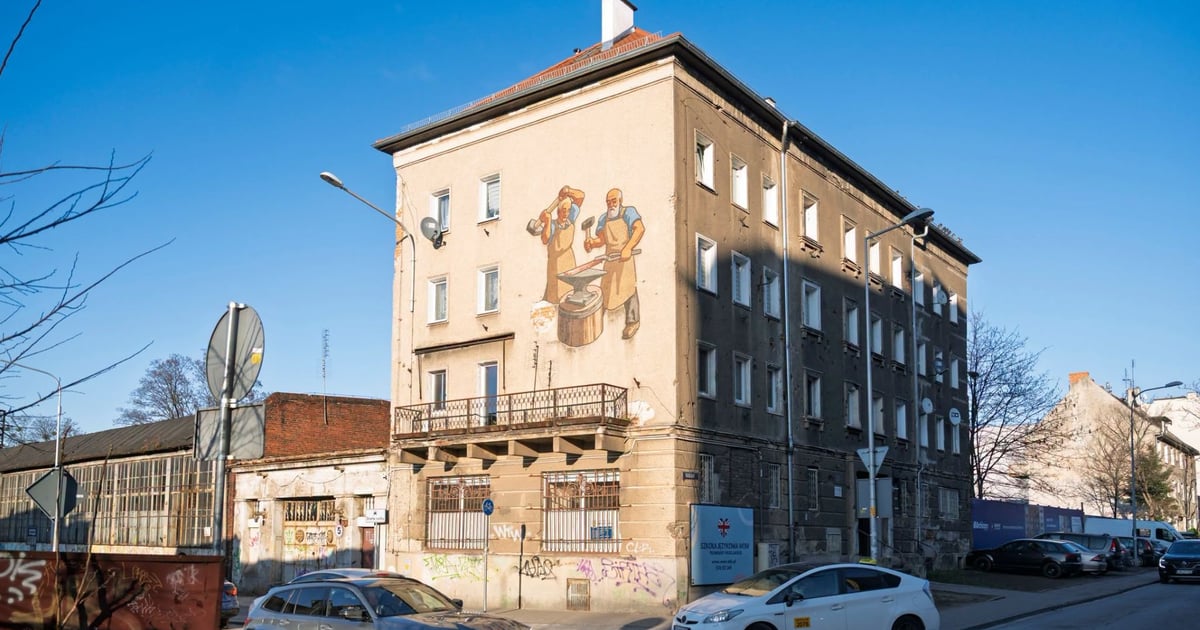 Jest umowa na remont kamienicy z wyjątkową mozaiką z kowalami