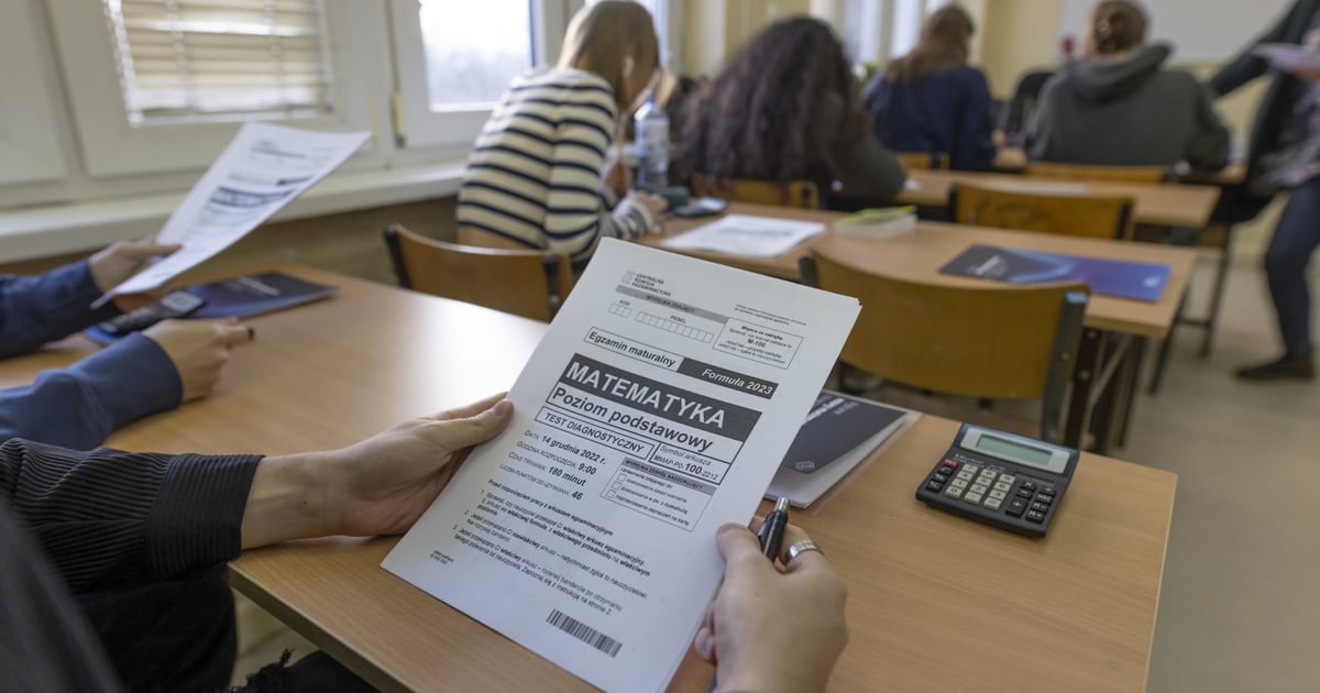 We wtorek matura 2025 z matematyki. Zmierzą się z królową nauk | ARKUSZ PRZYKŁADOWY