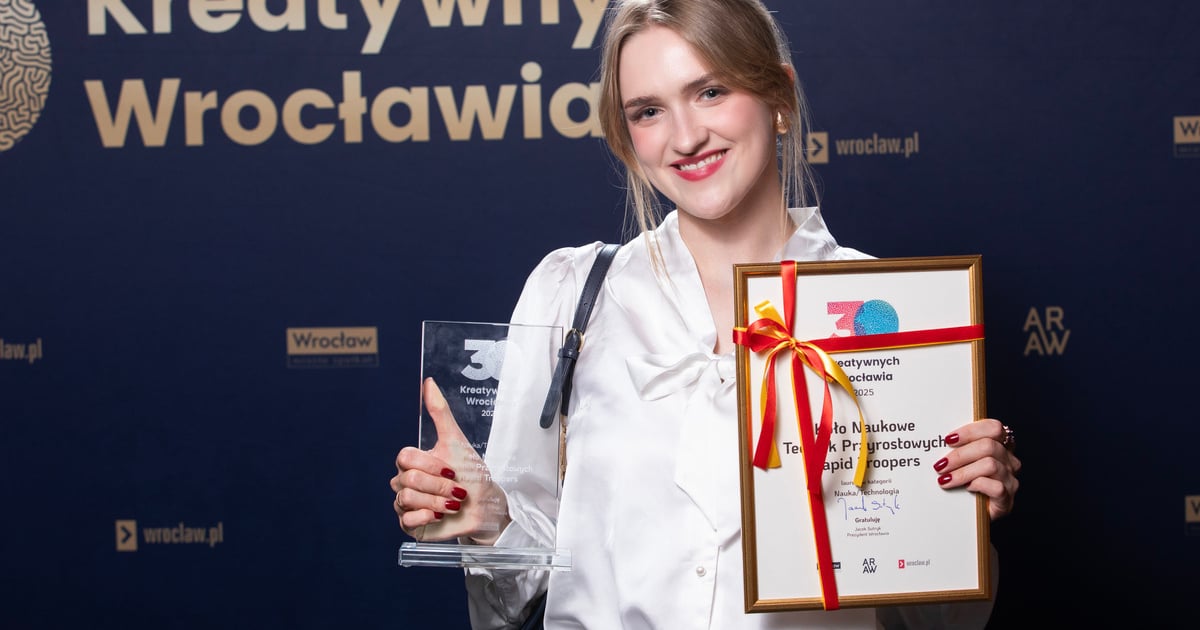 Gala 30 Kreatywnych Wrocławia 2025. Zdjęcia laureatów i gości „ze ścianką”