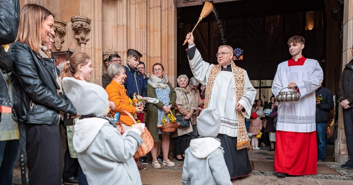 Święcenie pokarmów w Wielką Sobotę przed Wielkanocą. Sprawdź terminy i parafie