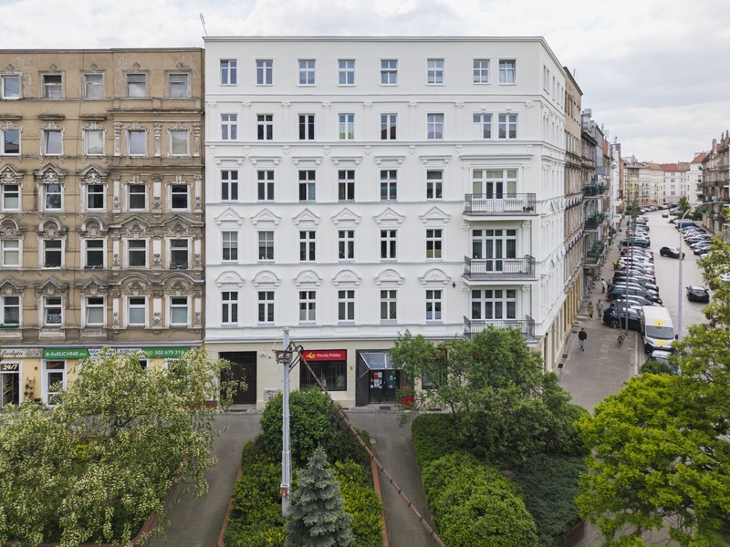 140-latka jak nastolatka. Odmłodniała kamienica Ołbinie