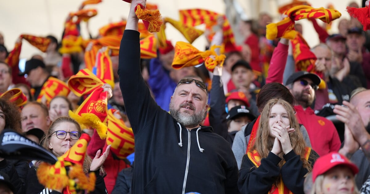 Żużel. Wysokie zwycięstwo Sparty przy pełnych trybunach | Zdjęcia