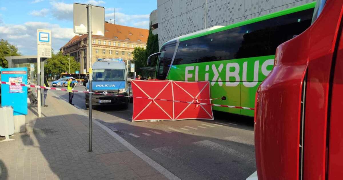 Śmiertelne potrącenie pieszej przy ul. Suchej. Są utrudnienia w ruchu